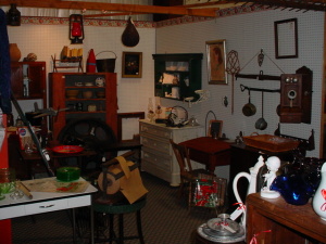 oil-lamps-rug-beater-roseville-weller-old-phone